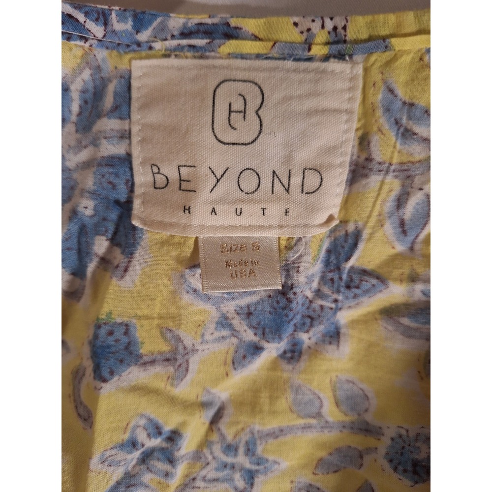 Beyond Haute Yellow Blue Floral Print Tie Front Cropped‎ Blouse Top Women's Sz S - Picture 2 of 3